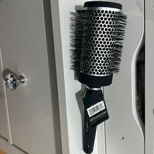 PaulMitchell round ion brush